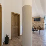 بيت للعطل Island Getaway - Heritage House *