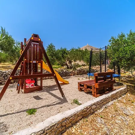 Holiday home Island Getaway - Heritage House Mirca (Brac)