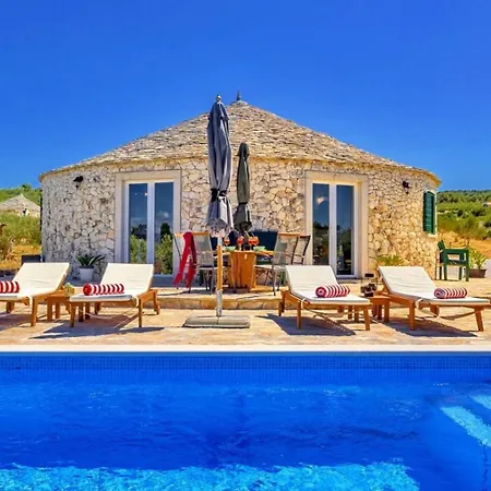Holiday home Island Getaway - Heritage House Mirca (Brac)