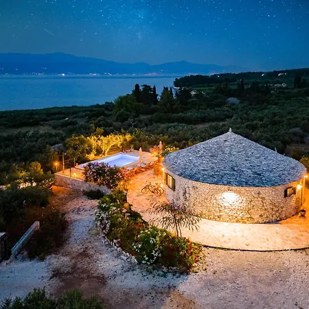 Island Getaway - Heritage House Holiday home *