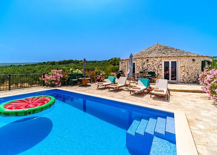 Island Getaway - Heritage House Сasa de vacaciones *